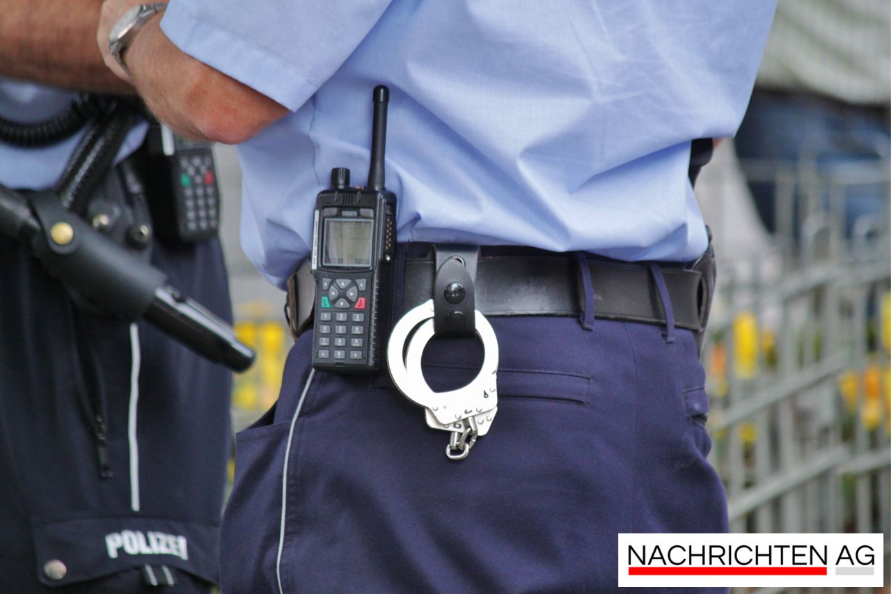 50-Jähriger ohne Führerschein: Polizei stoppt nächtlichen Verkehrssünder!