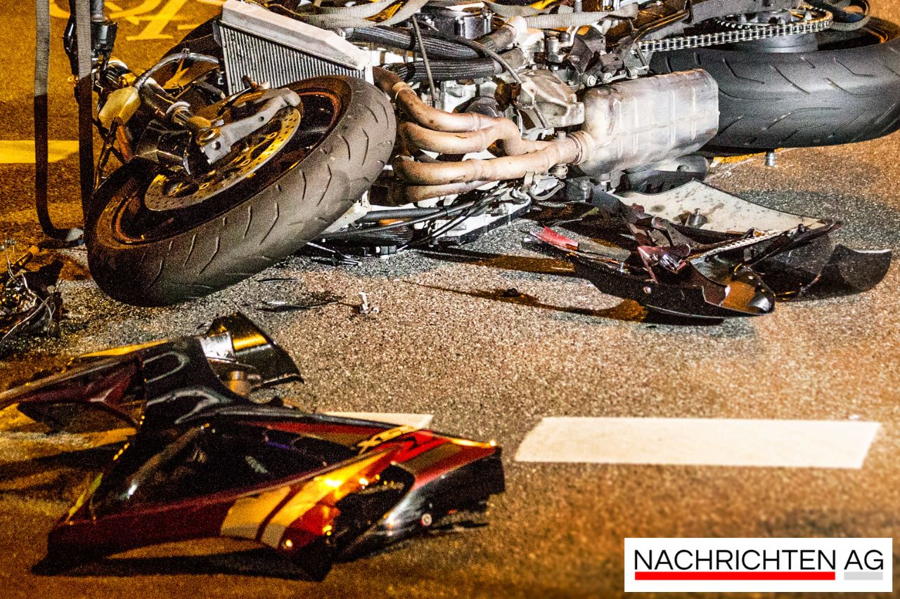 Motorradunfall in Schönau: 57-Jähriger stirbt nach Kollision!